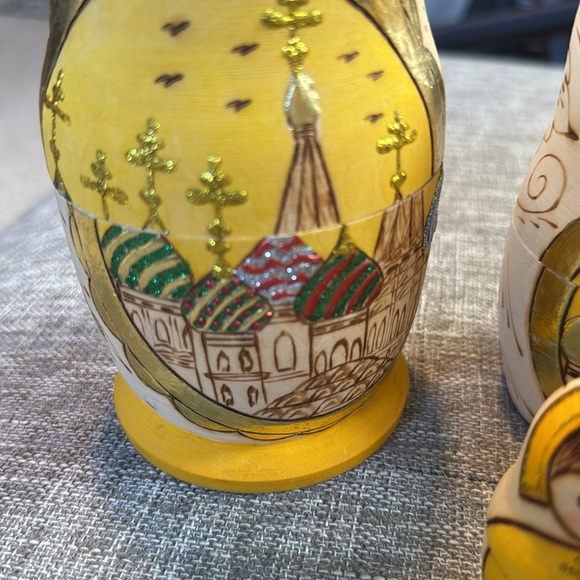 Hand Painted Wood Burned Russian Matryoshka Nesting Doll 3lSet of 4 - Picture 6 of 8